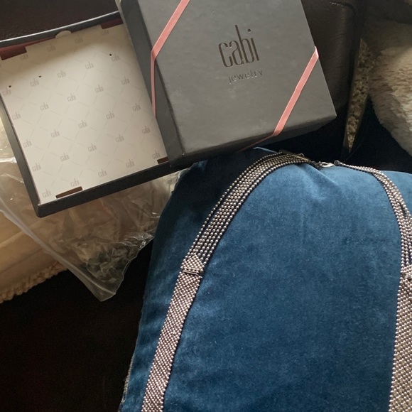 CAbi Villa Convertible Necklace & Bracelet - NEW - Picture 5 of 5